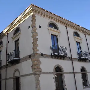 Palazzo Fortunato Hotel SantʼAgata di Militello